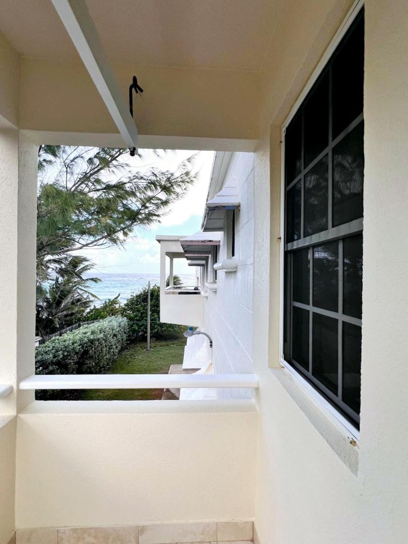 Ocean Bliss Apartments Christ Church Esterno foto